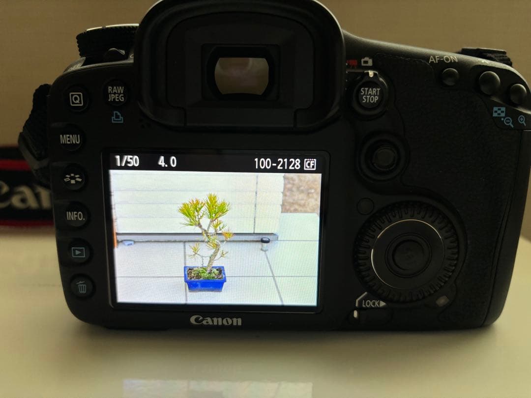 Canon EOS 7D デジタル一眼レフカメラ 本体