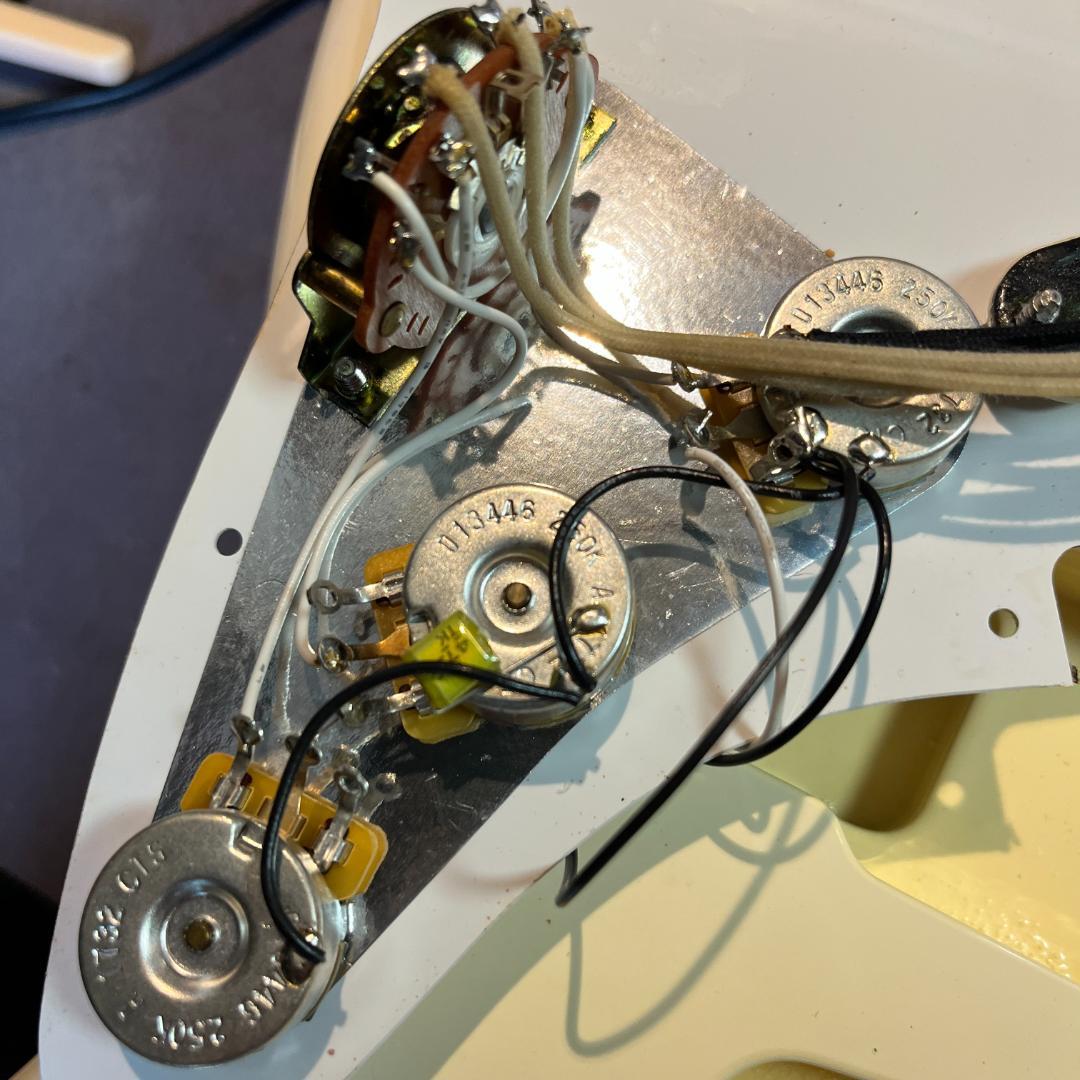 ギター Fender MIJ Hybrid 68 Stratocaster 2018