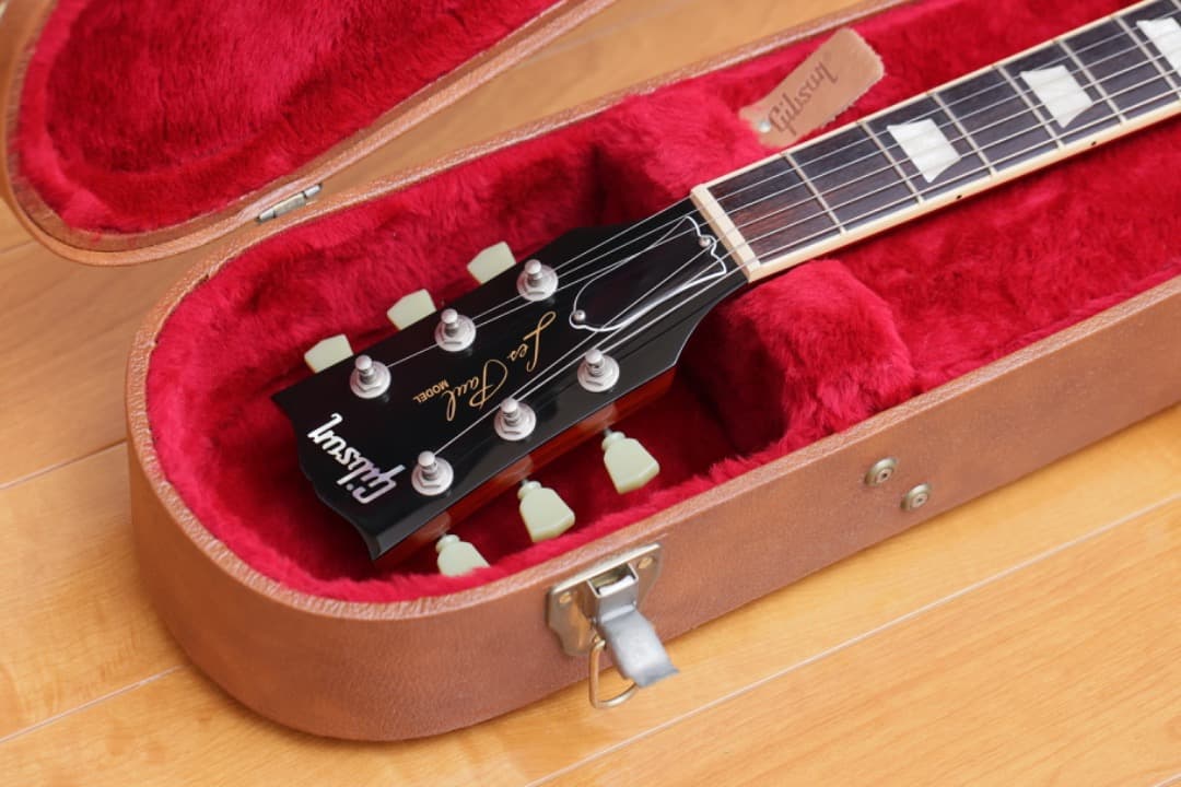 リベリオン　Gibson Les Paul Traditional