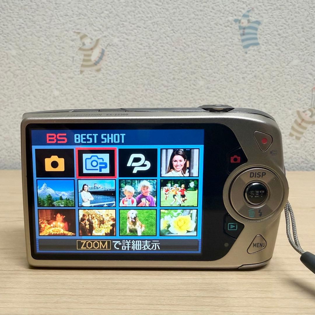 【極美品】CASIO カシオ EX-Z2300 コンデジ デジカメ ゴールド