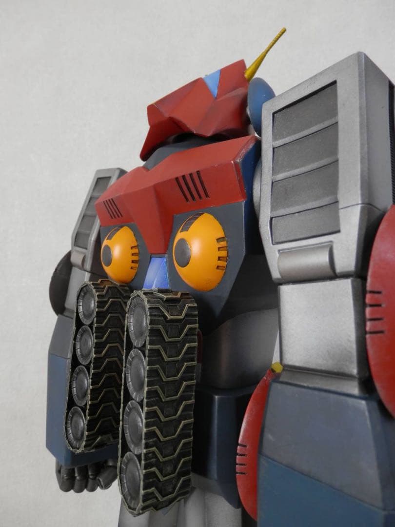 超電磁ロボ コンバトラーV　(海洋堂製ガレージキット)