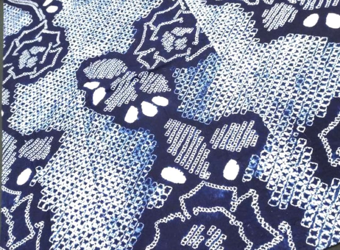 粋な大人の浴衣 ◆ 有松絞り 花繋ぎ 潔いシンプルな藍色 逸品