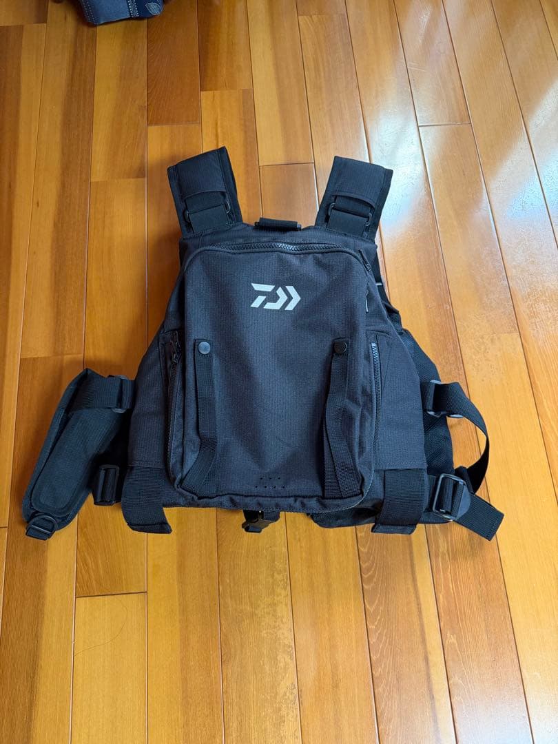 sss　ダイワ　フィッシングベスト ゲームベスト DF-4020