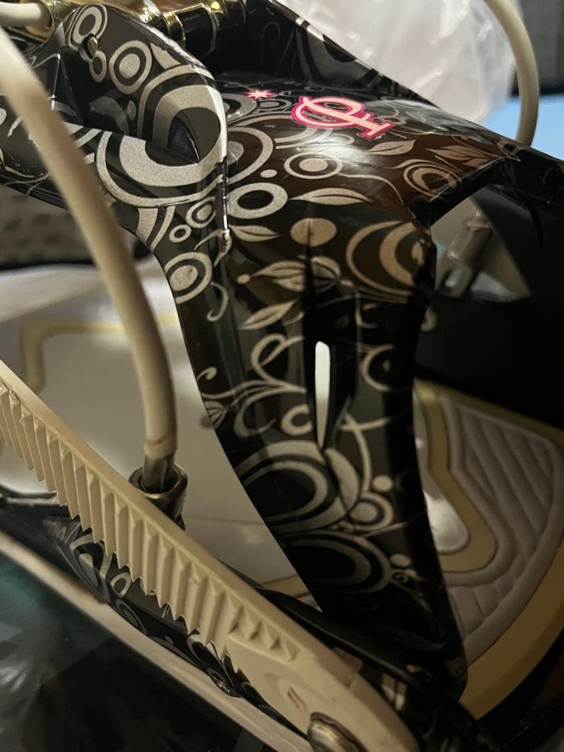 【メンテ済み】スノボ２点セット k2 skyla 143 FLOW ビンディング