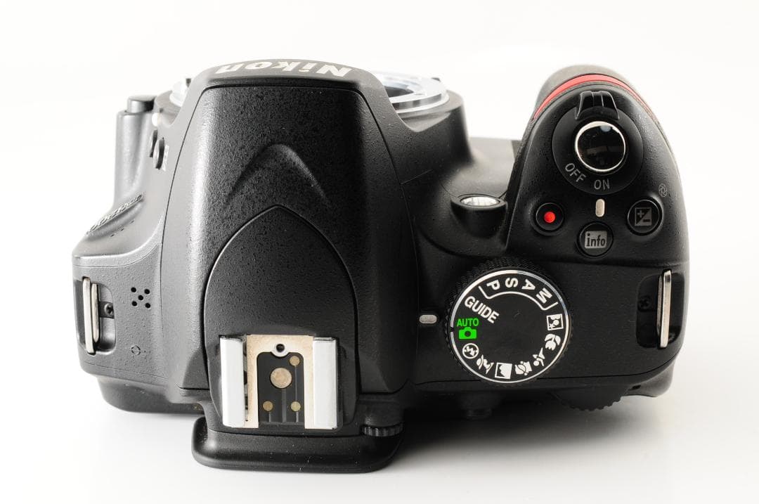 【美品】 ニコン Nikon D3200 ボディ デジタル一眼レフ #307