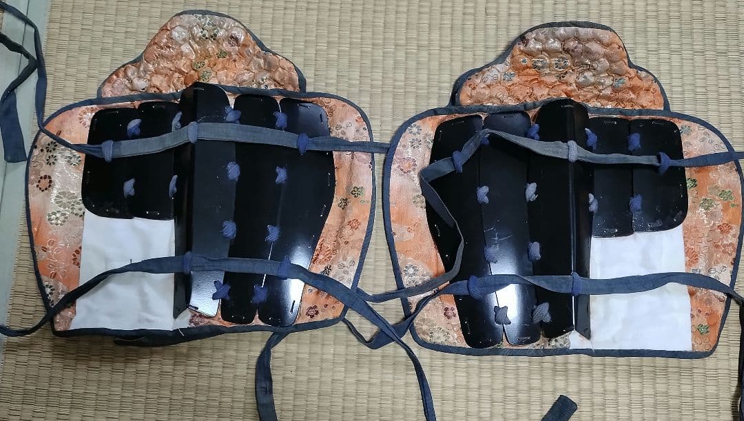 鎧　甲冑　脛当て