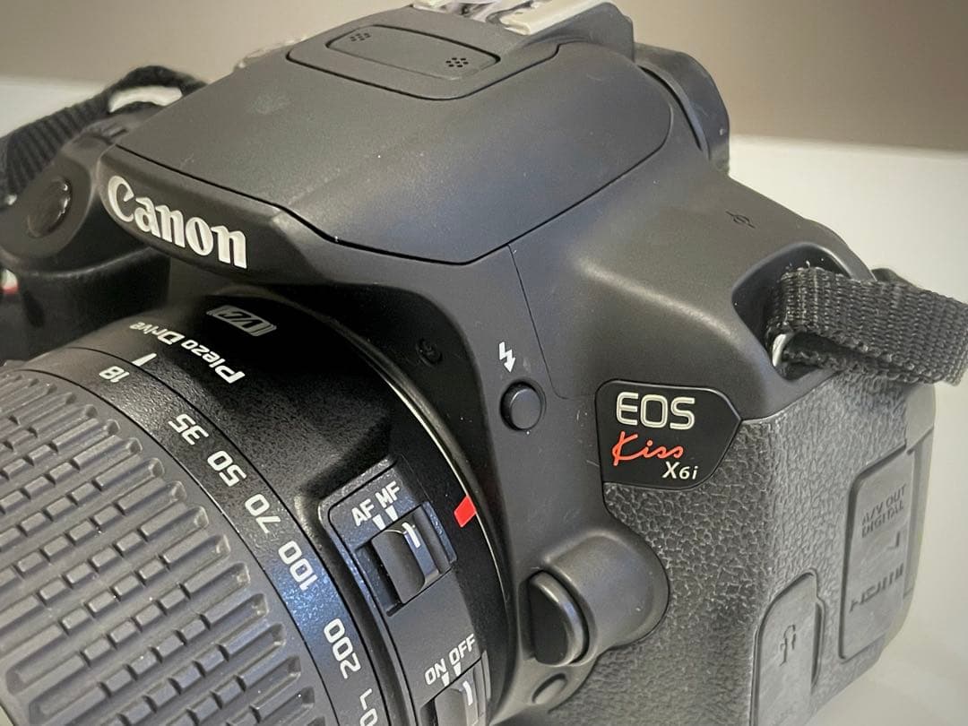 Canon EOS Kiss X6i デジタル一眼レフカメラ&TAMRONレンズ