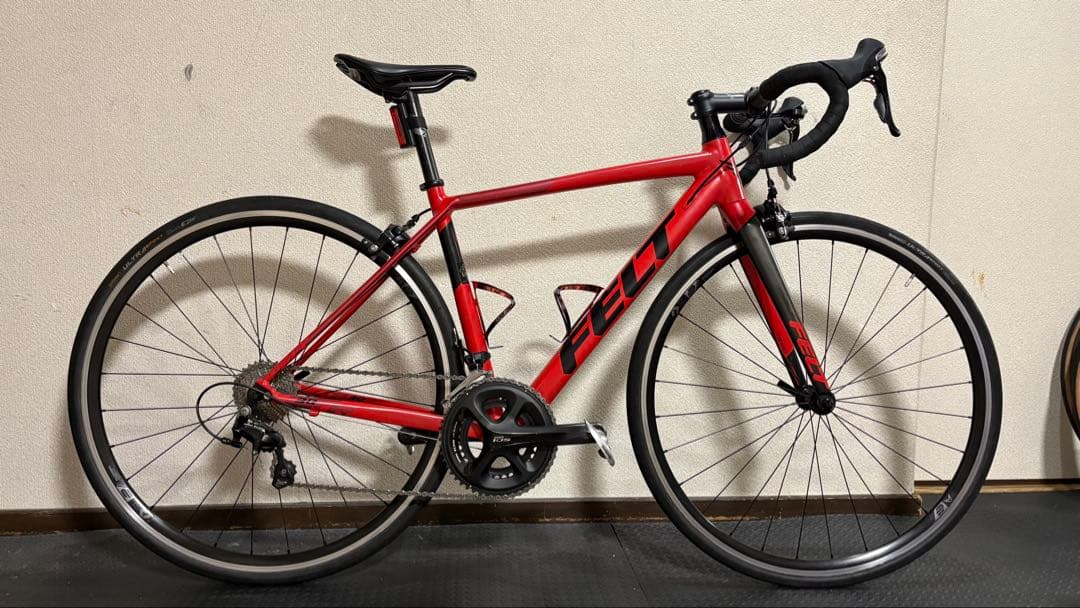 FELT FR 30 2017年式　レッド