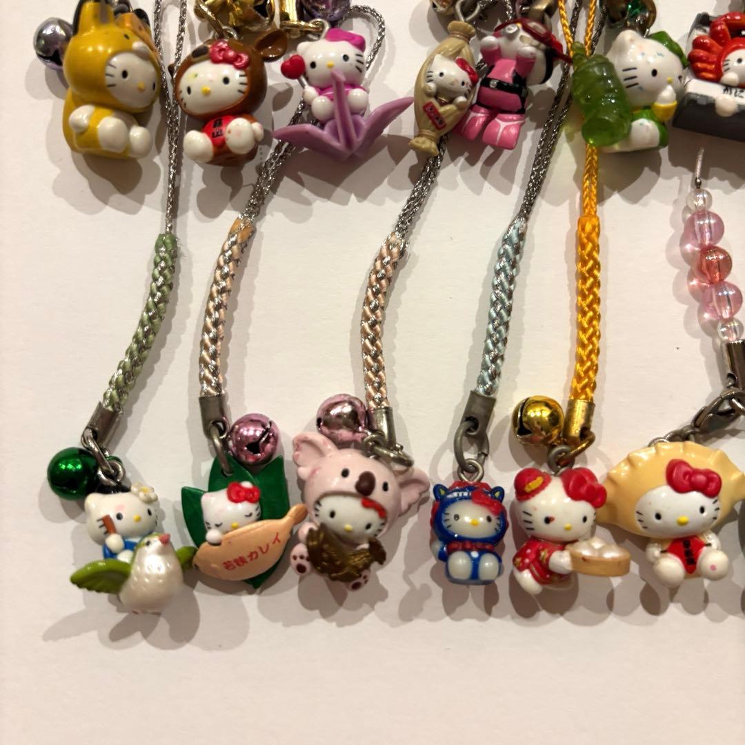 レア✨ ハローキティ ご当地ストラップ 52個セット 根付け キーホルダー 希少