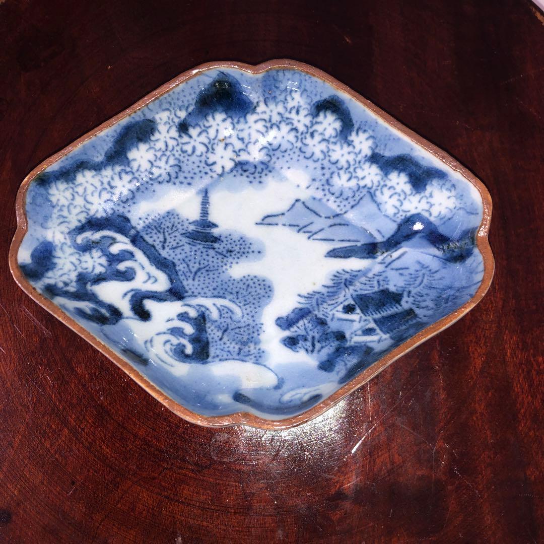 古伊万里染付　桜花楼閣山水文隅入菱形皿　型紙擦り
