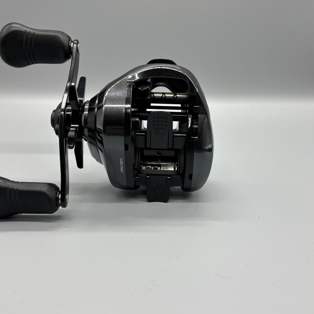 No.01 シマノ 18アンタレス DC MD XG 右ハンドル