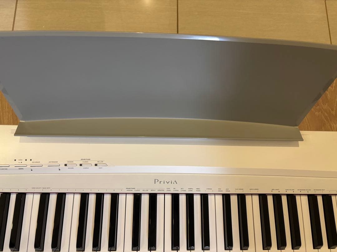 CASIO PX-135WE ホワイト電子ピアノ 美品　引取り限定