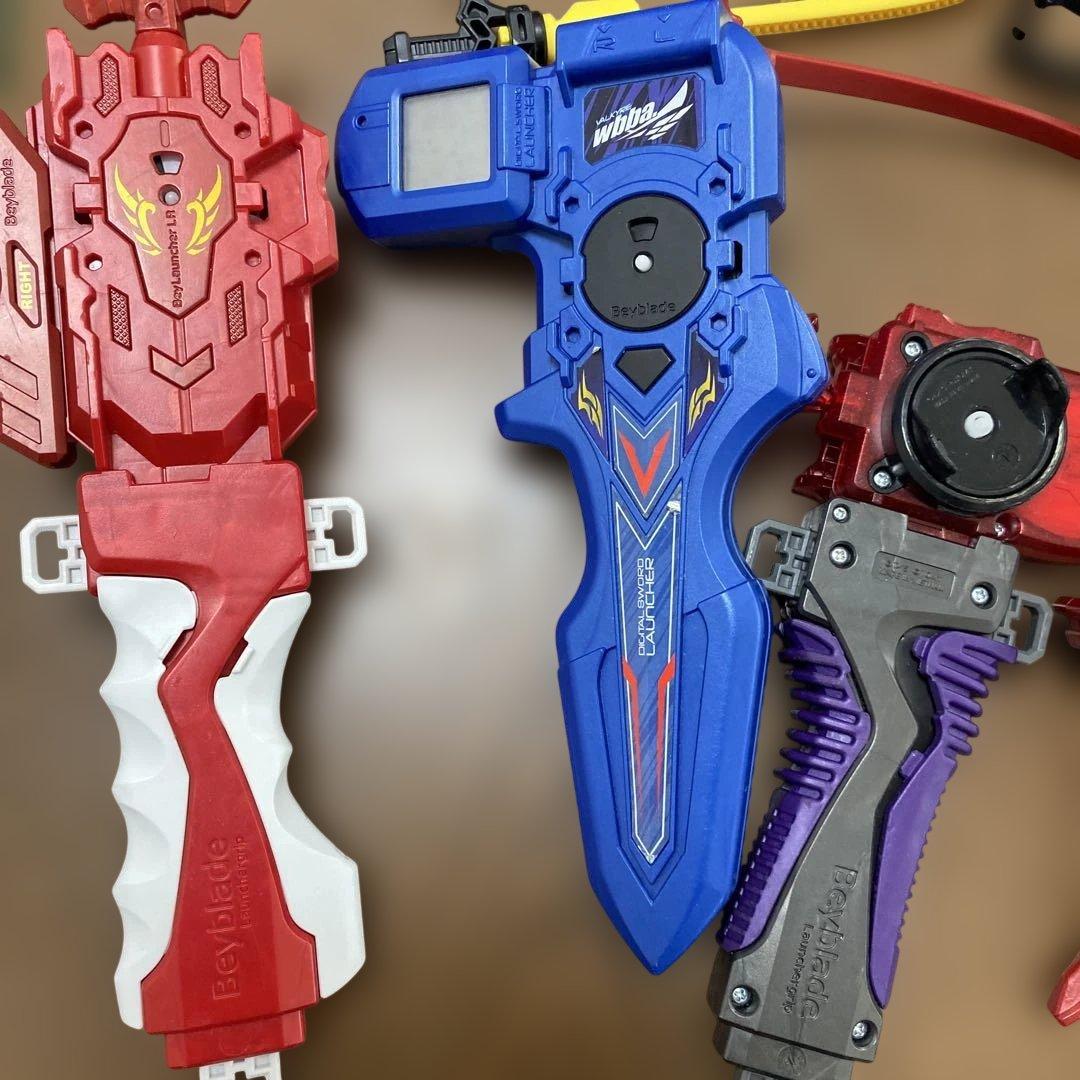 ベイブレード　スタジアムセット　まとめ売り（多色、付属品付き）