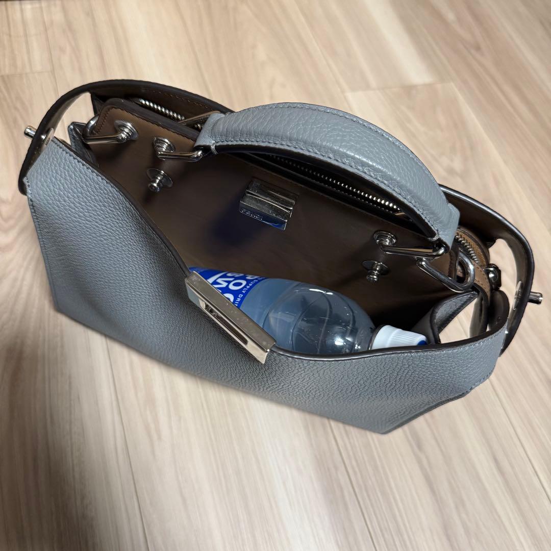 FENDI ピーカブー ISeeUスモール　【未使用品】