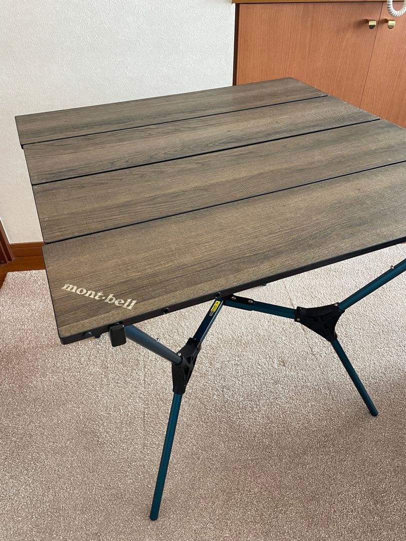 mont-bell マルチホールディングテーブル