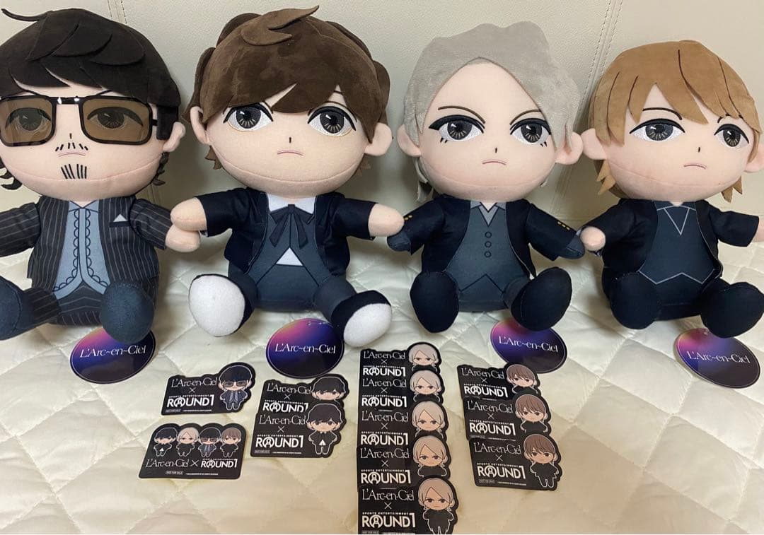 L’Arc-en-Ciel ラルク　おすわりぬいぐるみ　ラウワン　ステッカー付き