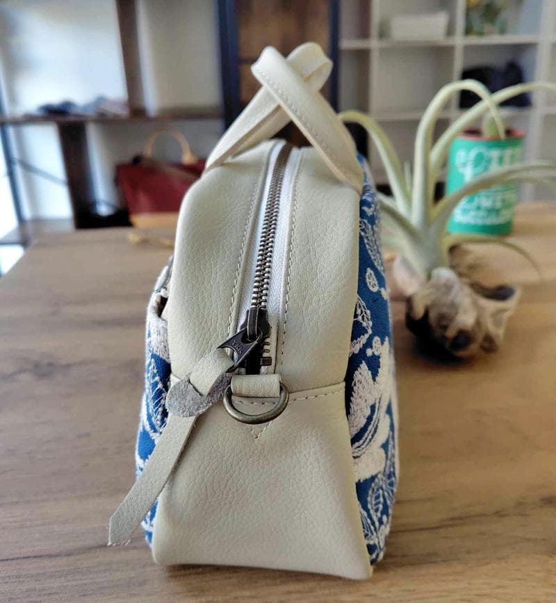 【SALE】ミナペルホネン/carnival カーニバルブルー/ラウンドボストン