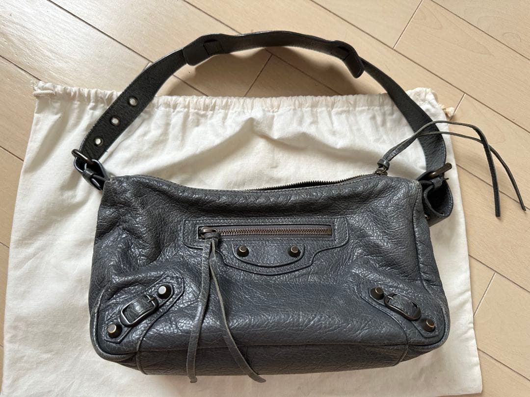 バレンシアガ バッグ　ショルダーバッグ