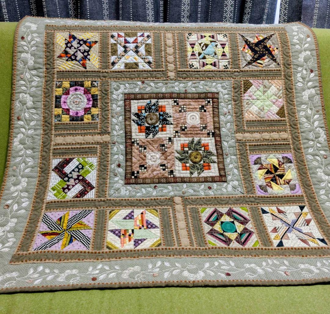 パッチワークキルトタペストリー