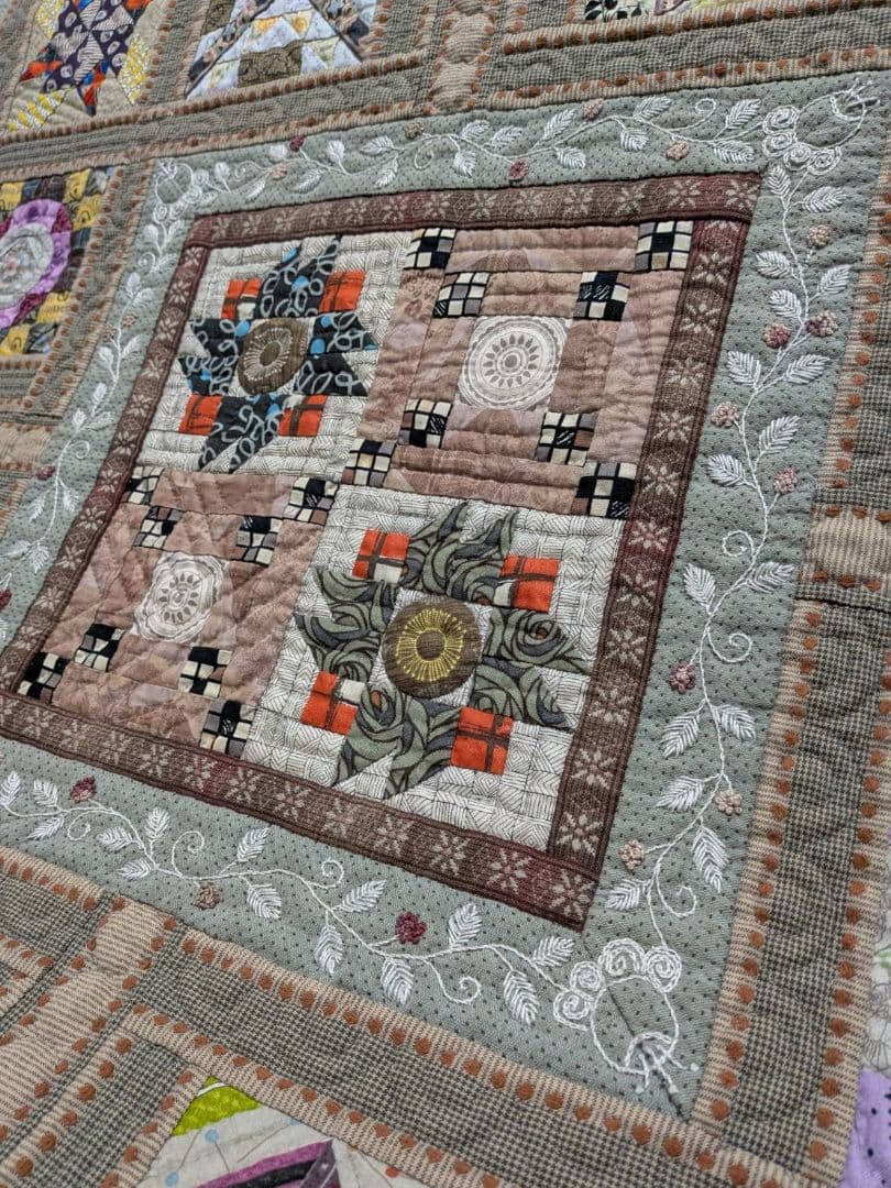 パッチワークキルトタペストリー