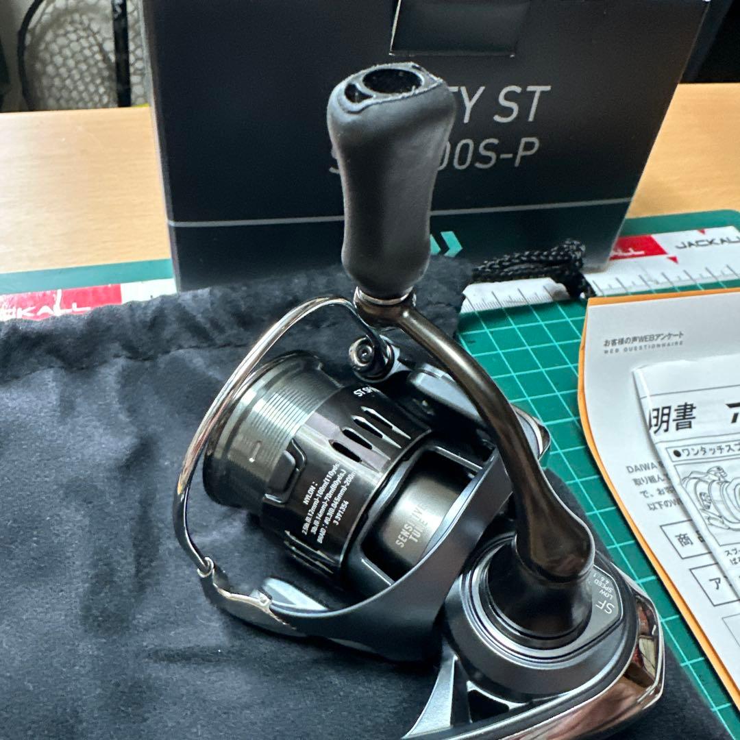美品　23 エアリティsf st 1000s-p ダイワ