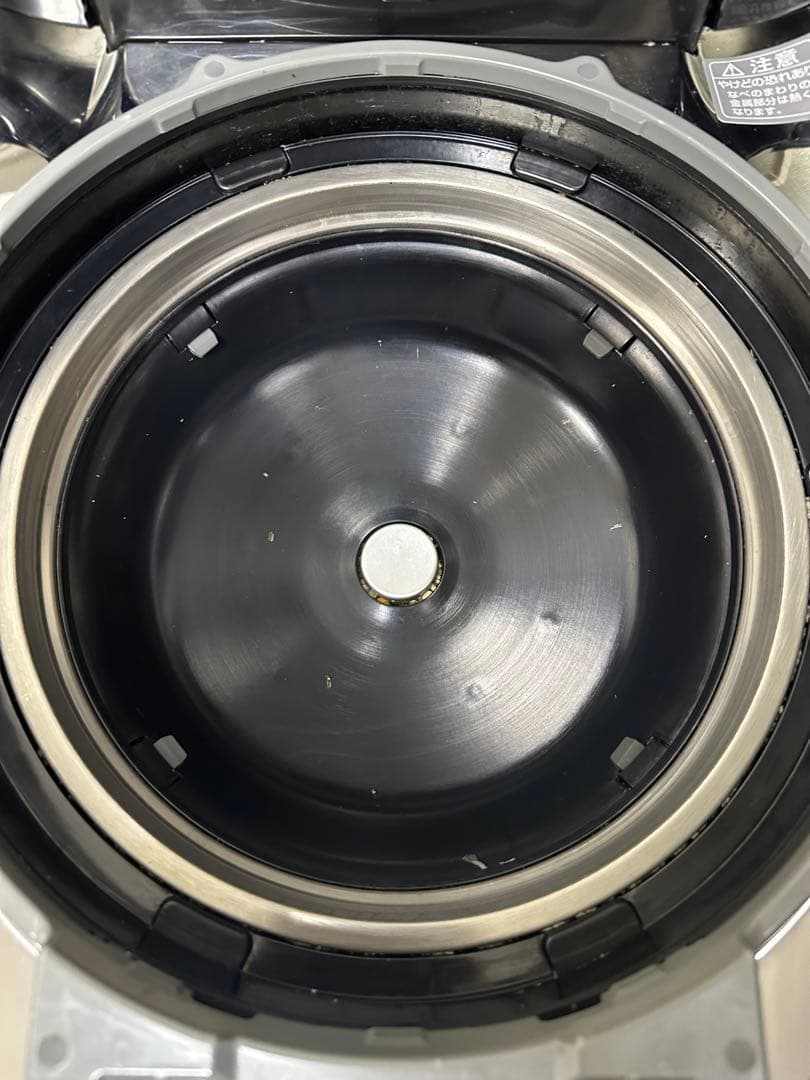 象印 極め羽釜 圧力IH炊飯ジャーNW-AT10 2018年製