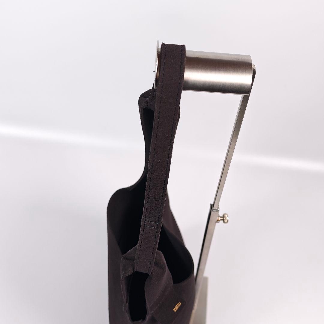 zattu CONCH マイクロファイバースエード ショルダーバッグ 濃茶