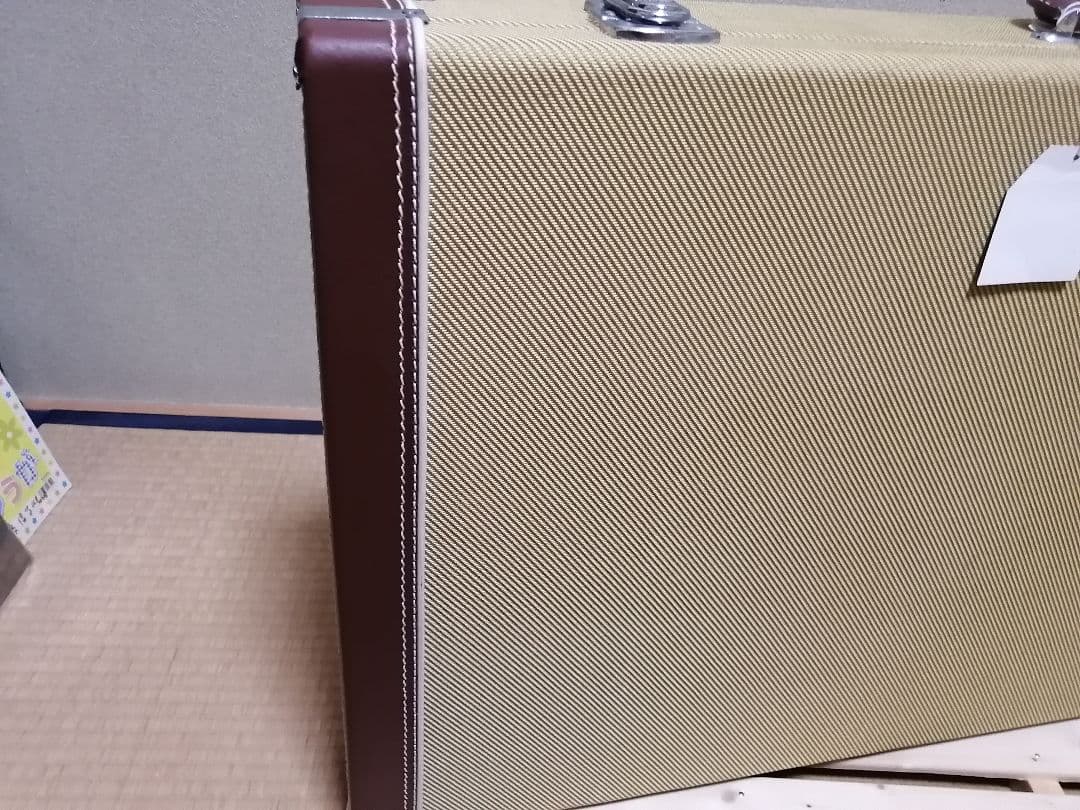 ギタースタンド　エレキギター用　ギブソン　フェンダー等にどうぞ