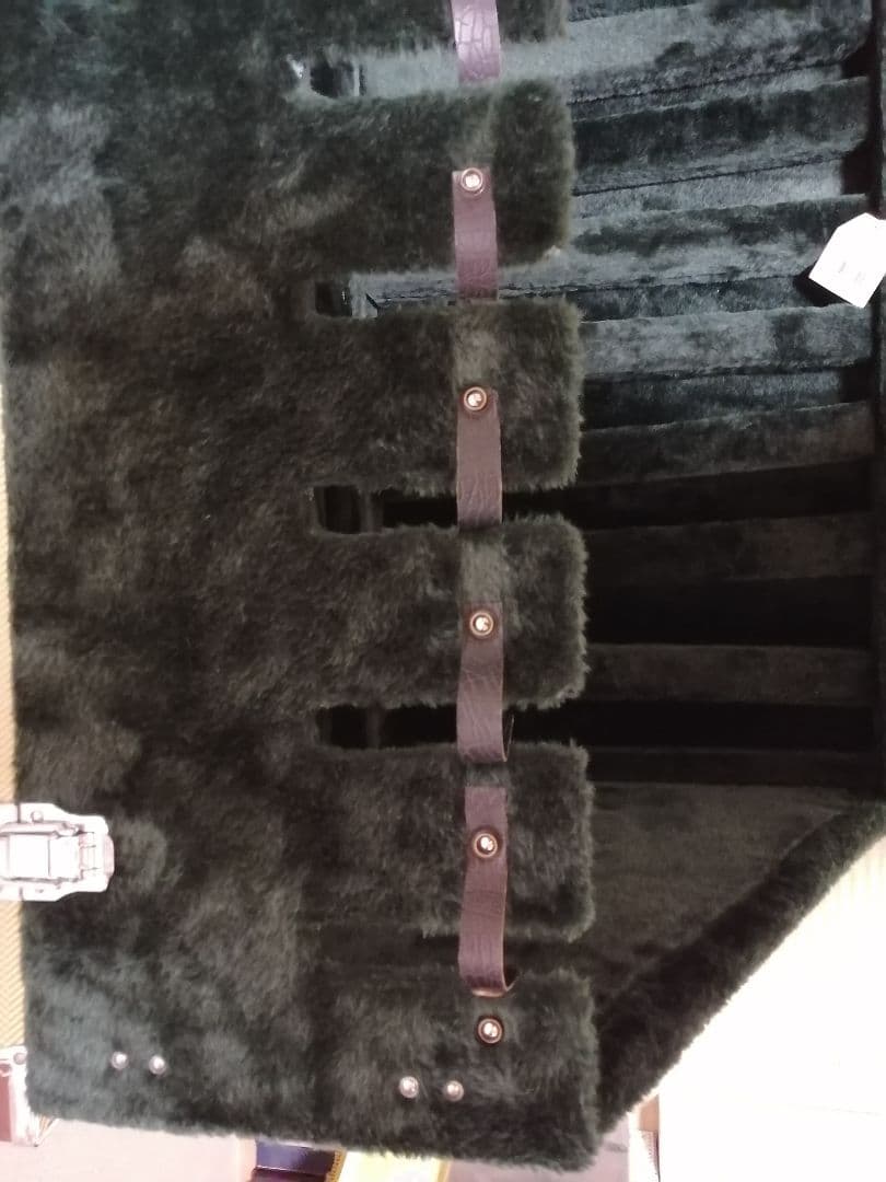 ギタースタンド　エレキギター用　ギブソン　フェンダー等にどうぞ