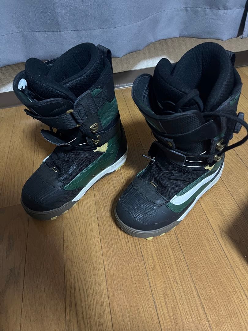 明日まで値下げVANSスノボInfuse ARTHUR LONGO愛用モデル