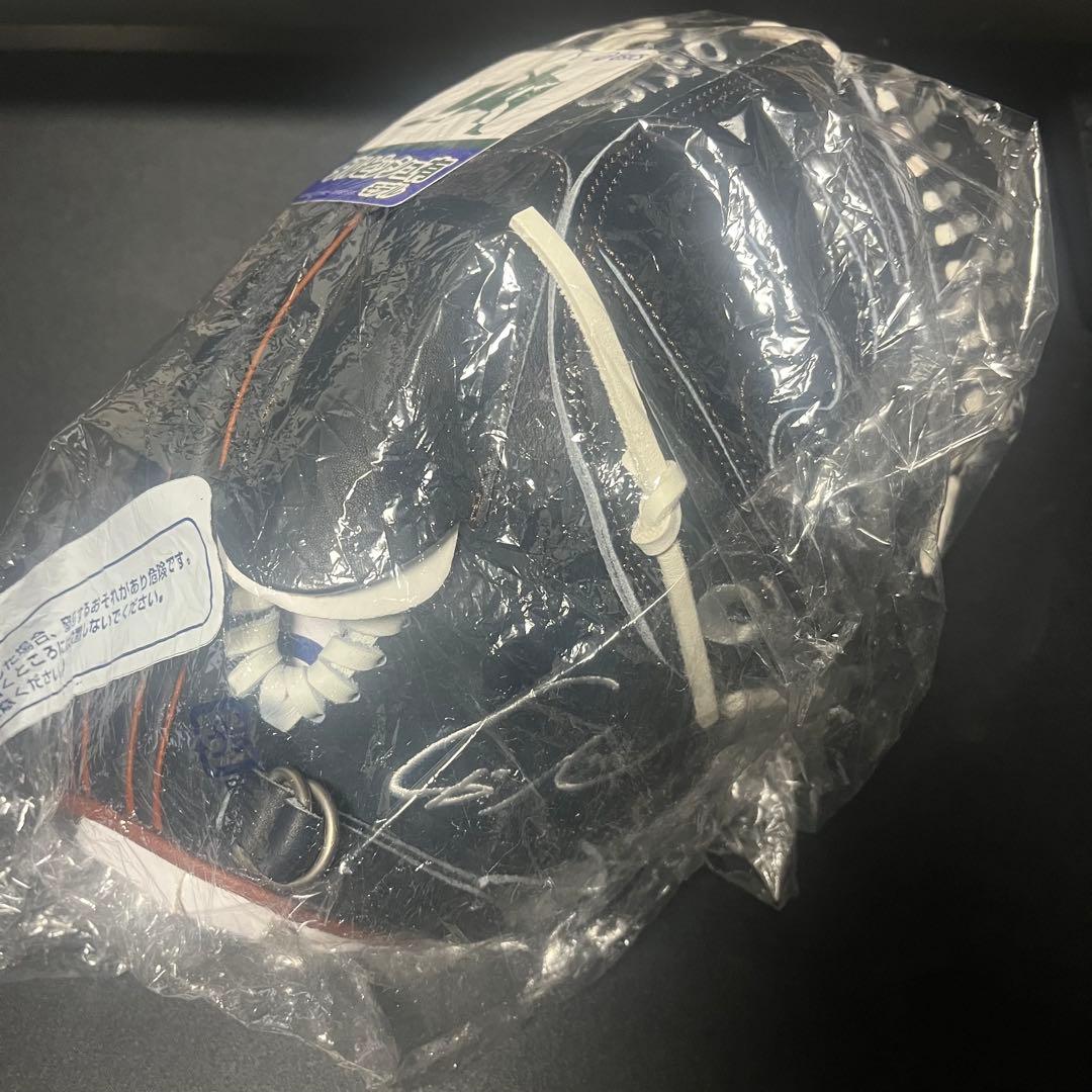 アシックス　軟式ゴールドステージダルビッシュ有モデル