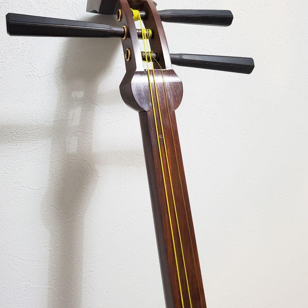 三味線 紅木 中棹 丸打胴 ハードケース 民謡 地唄