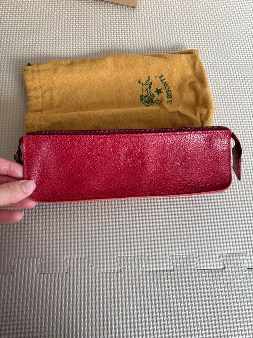 IL BISONTE 赤 レザー 筆箱