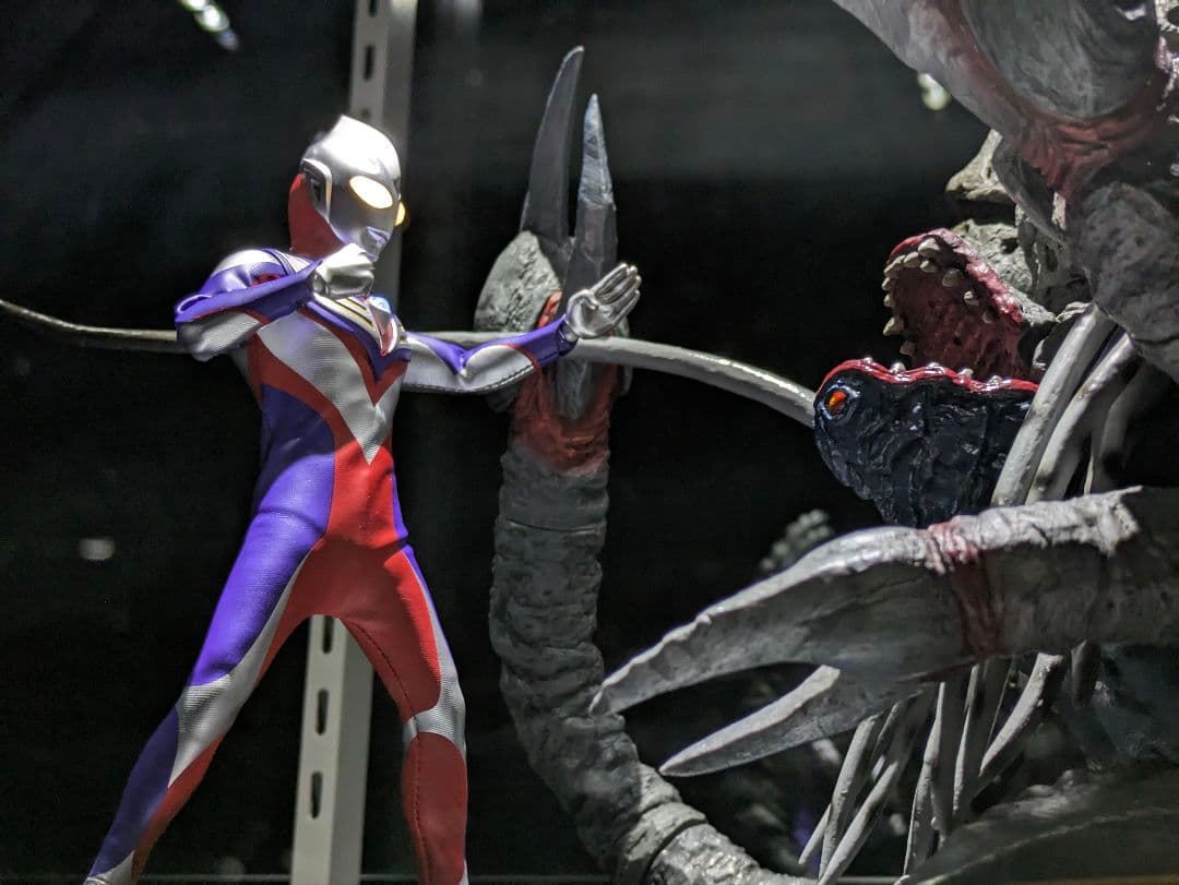 CCP 究極の邪神 ガタノゾーア ウルトラマンティガ