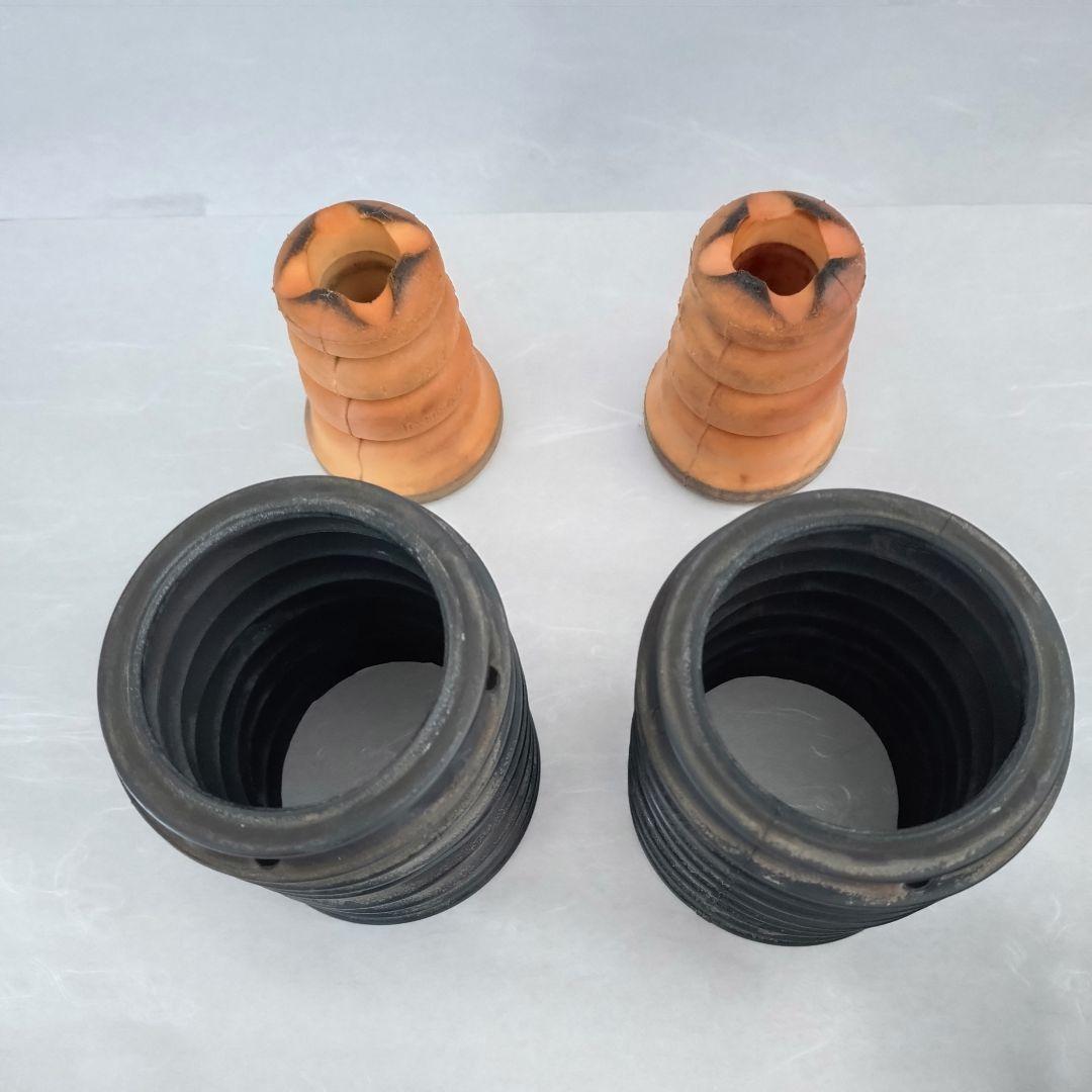 ぷぷえみ【】純正品 (G01) X3 M40d 純正サスペンション