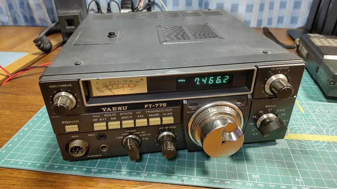 YAESU アマチュア無線機 FT-77S