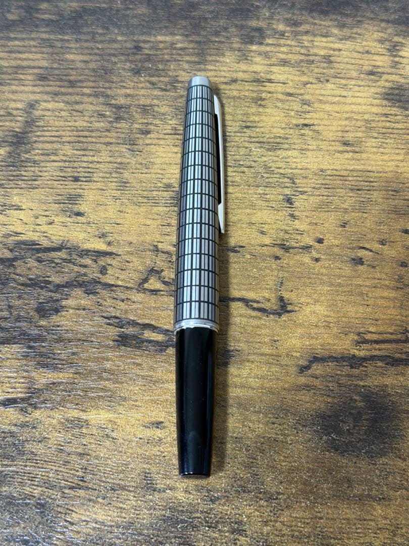 新品未使用　1976年製　蝕刻　エリート　18金　万年筆　パイロット　細字