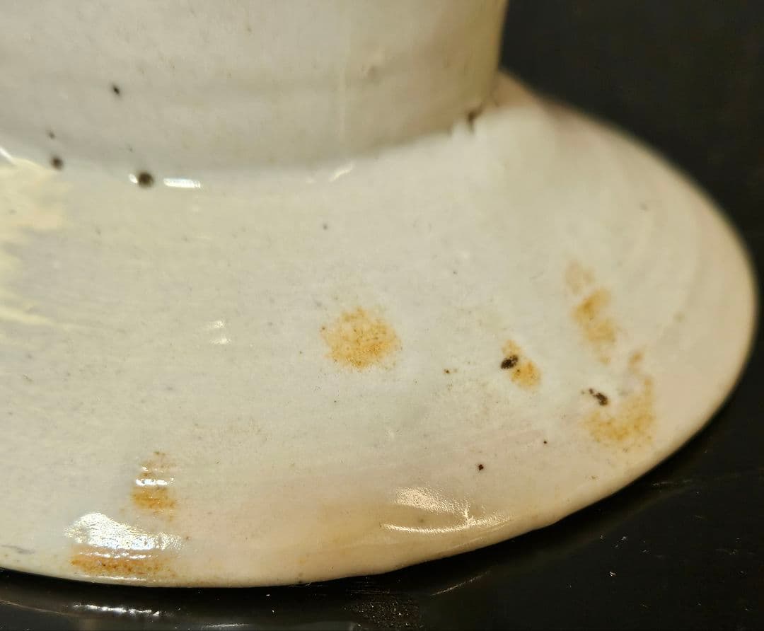 朝鮮古美術　朝鮮古陶磁器　古玩　李朝白磁　堅手　高付皿　台皿　祭器　仏教美術