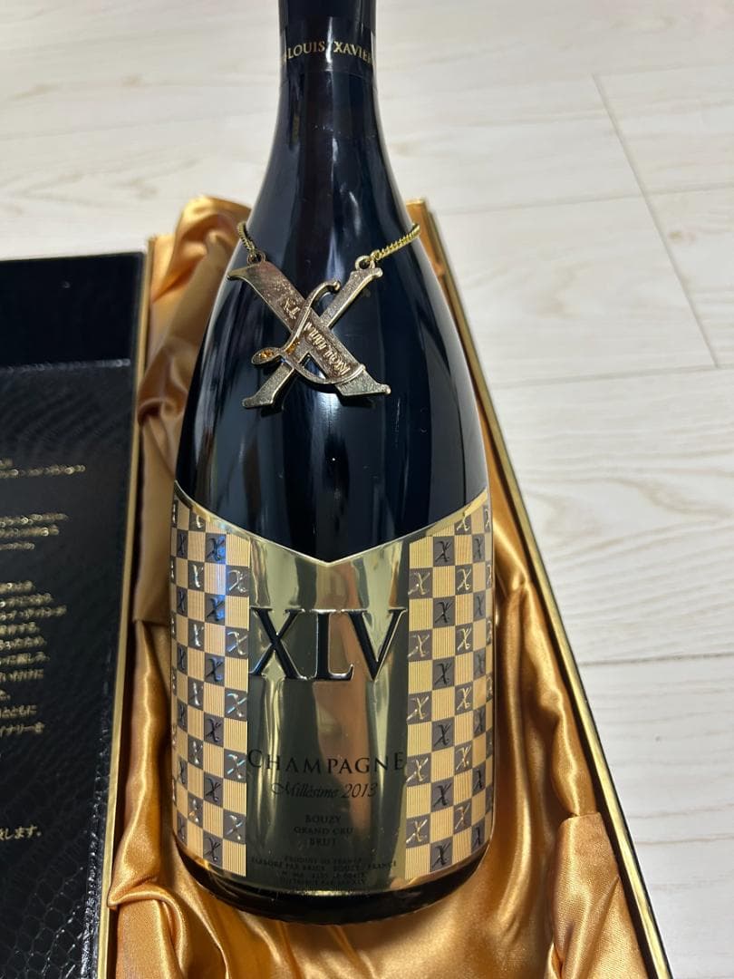 ＸＬＶ シャンパーニュ ブジー グランクリュ ミレジメ 2013 ルイヴィトン