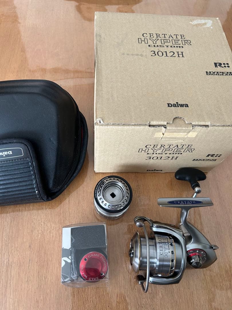 Daiwa CERTATE HYPER カスタム3012H スピニング　付属品有