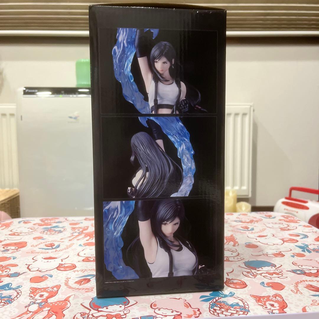 FF7 リバース　発売記念くじ　エンド賞　ティフィア・ロックハート　フィギュア