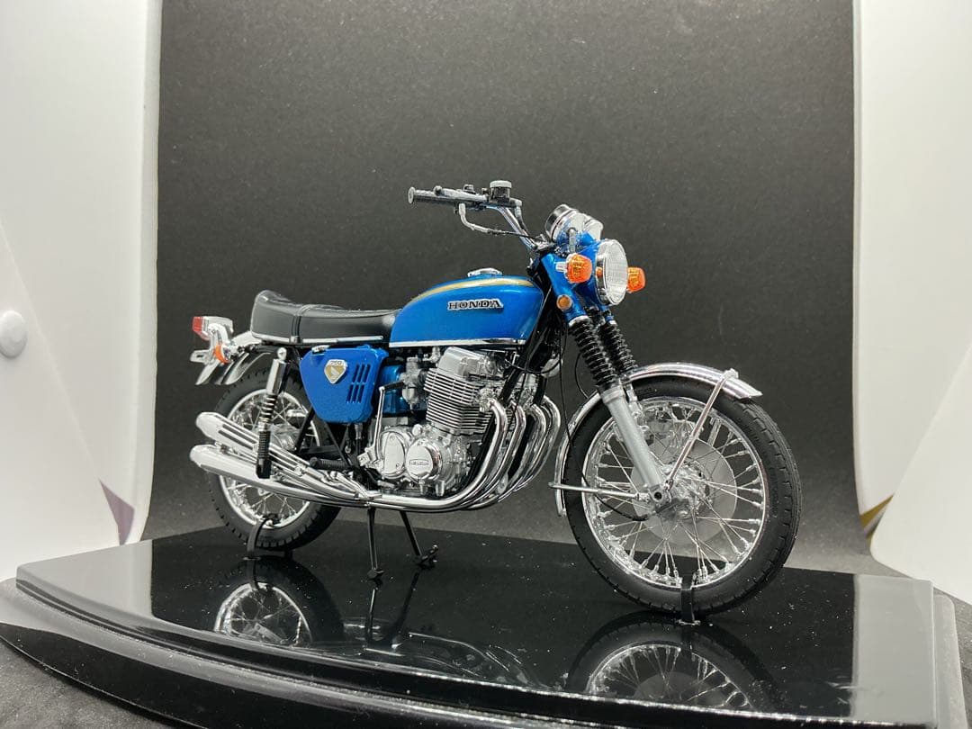 ⑧ 1/12スケール　ホンダCB750FOURノーマル　プラモデル完成品