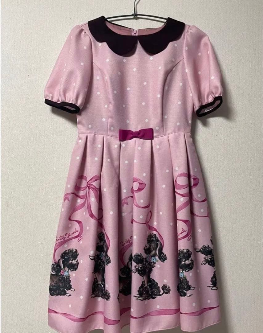 エミリーテンプルキュート　プードル柄　ワンピース