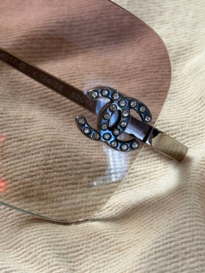 シャネルピンクサングラス中古　ココマーク