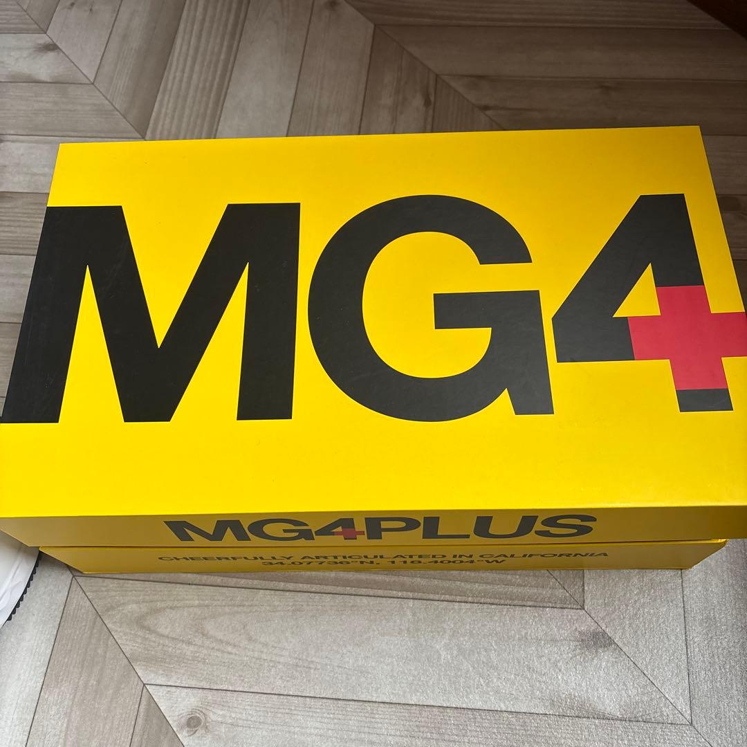 MG4PLUS ホワイト ゴルフシューズ