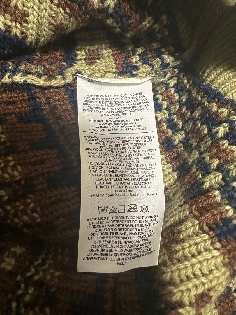 NIKE フェアアイルニット Sサイズ 新品