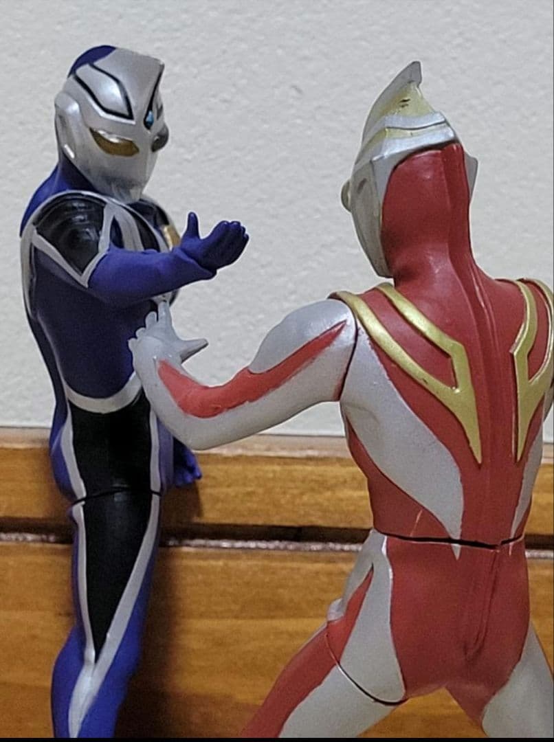 ウルトラマンガイア&ウルトラマンアグルVS宇宙怪獣 フィギュア8個セット