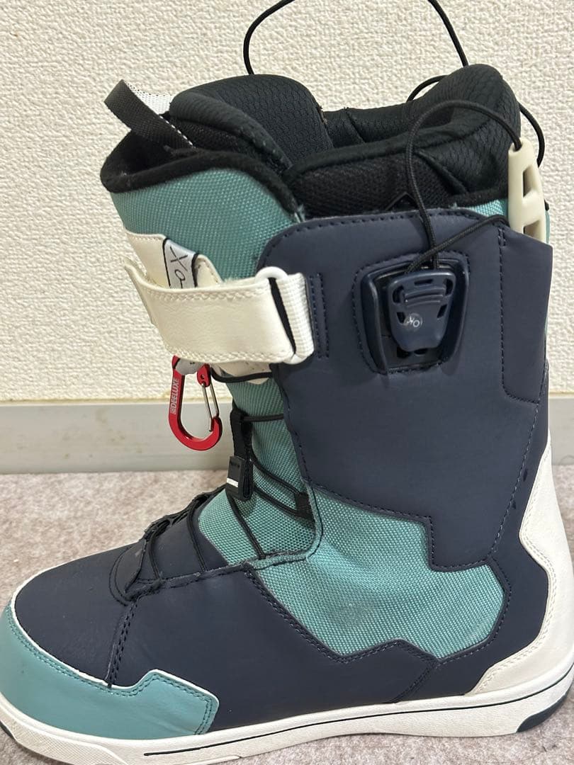 DEELUXE ID LARA 22/23 2025/12に買った