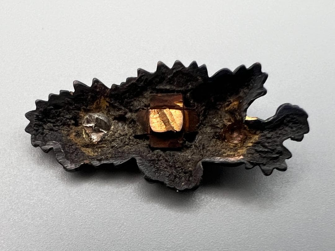 【海】江戸明治金工　鶏　獅子　龍　カニ　５点　金目　手彫　目貫　金銀象嵌　骨董品