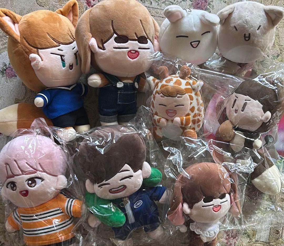 SHINee シャニマルズ　ミニマルズ　オニュ　キー　ぬいぐるみ　セット